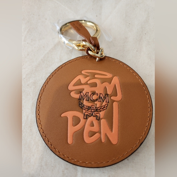 MCM KEY RING - Picture 5 of 8